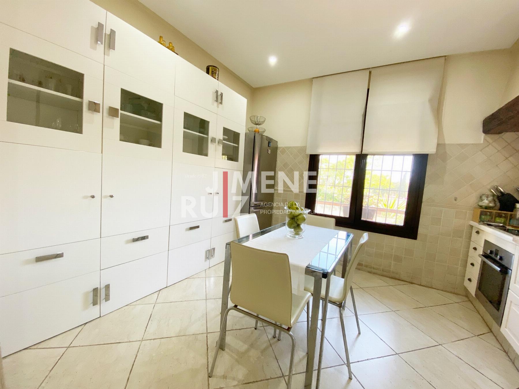For sale of chalet in El Puerto de Santa María