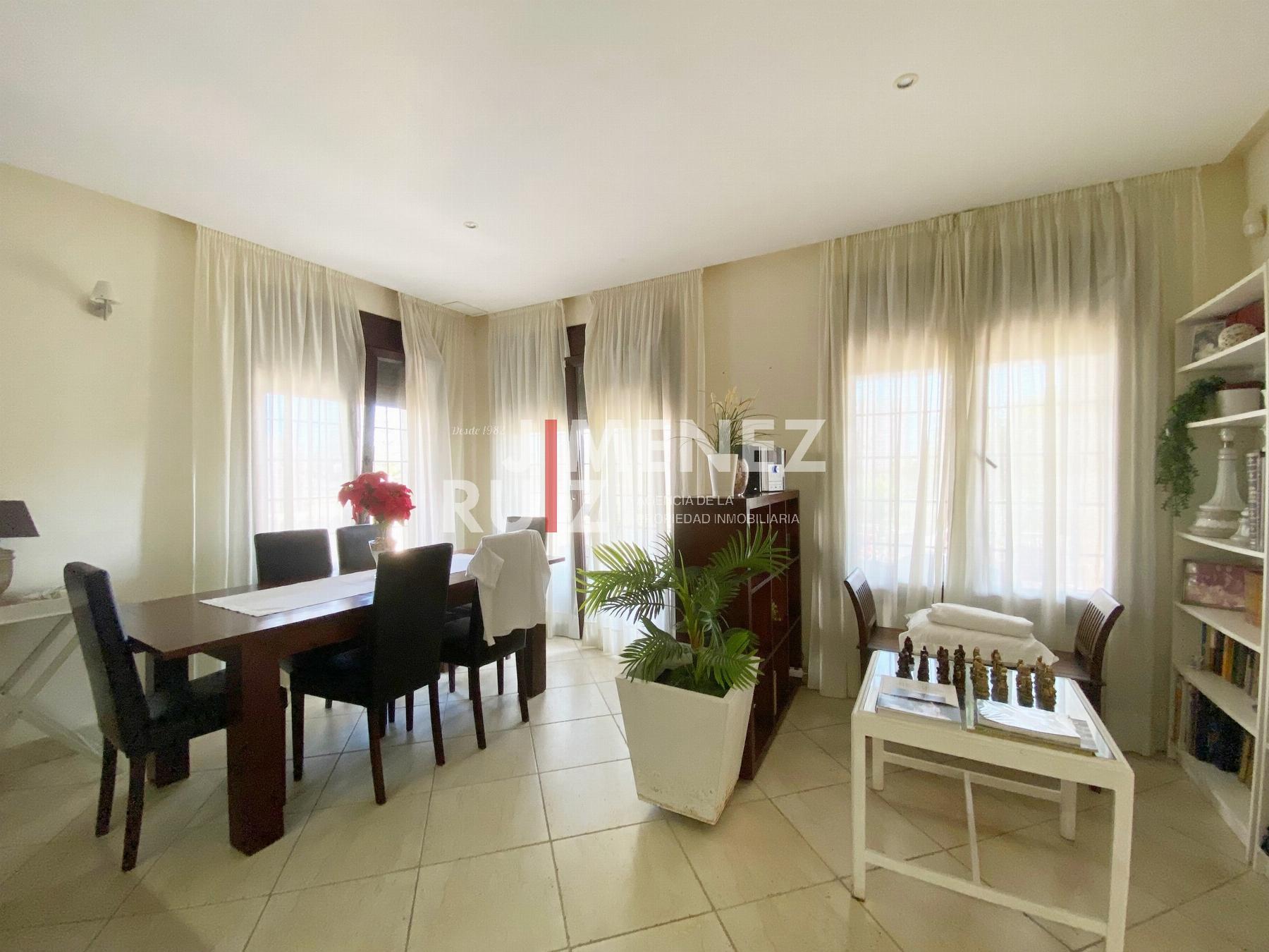 For sale of chalet in El Puerto de Santa María