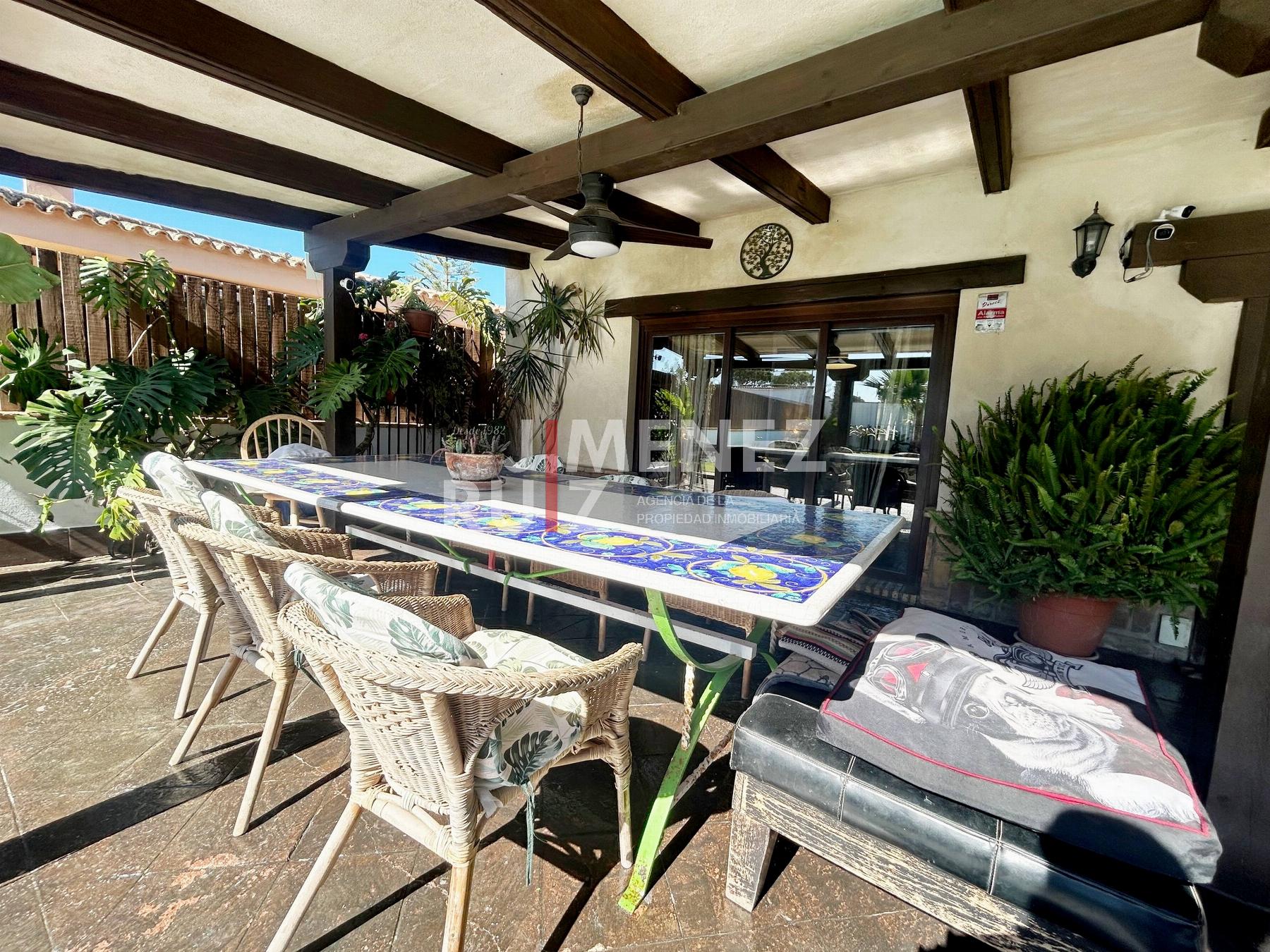 For sale of chalet in El Puerto de Santa María