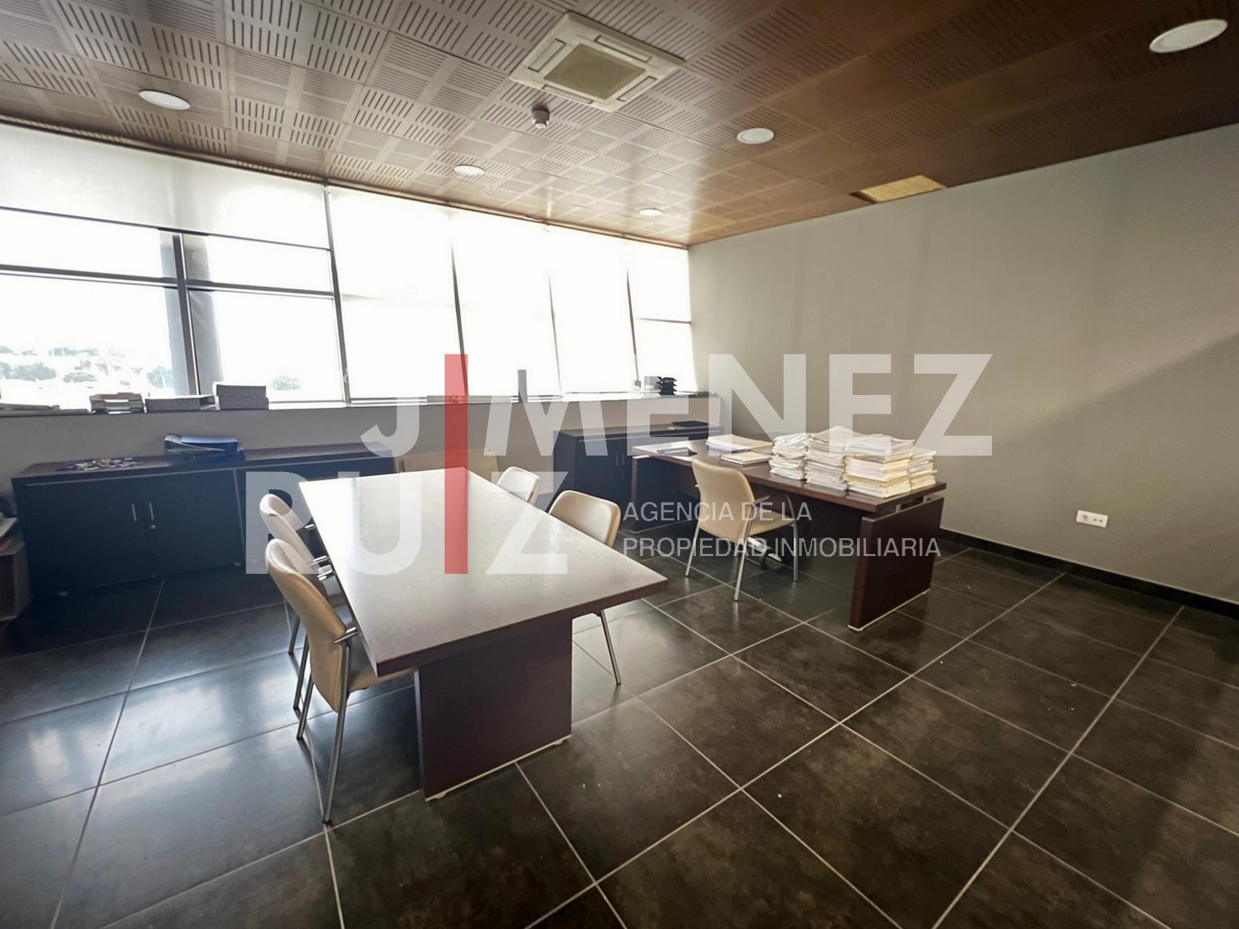 For rent of office in El Puerto de Santa María