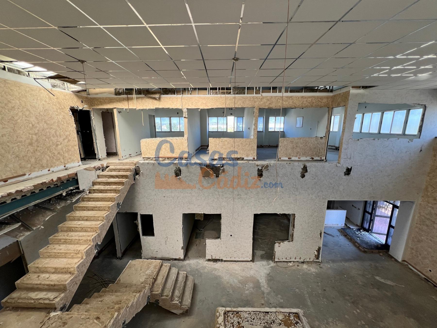 For sale of industrial plant/warehouse in El Puerto de Santa María