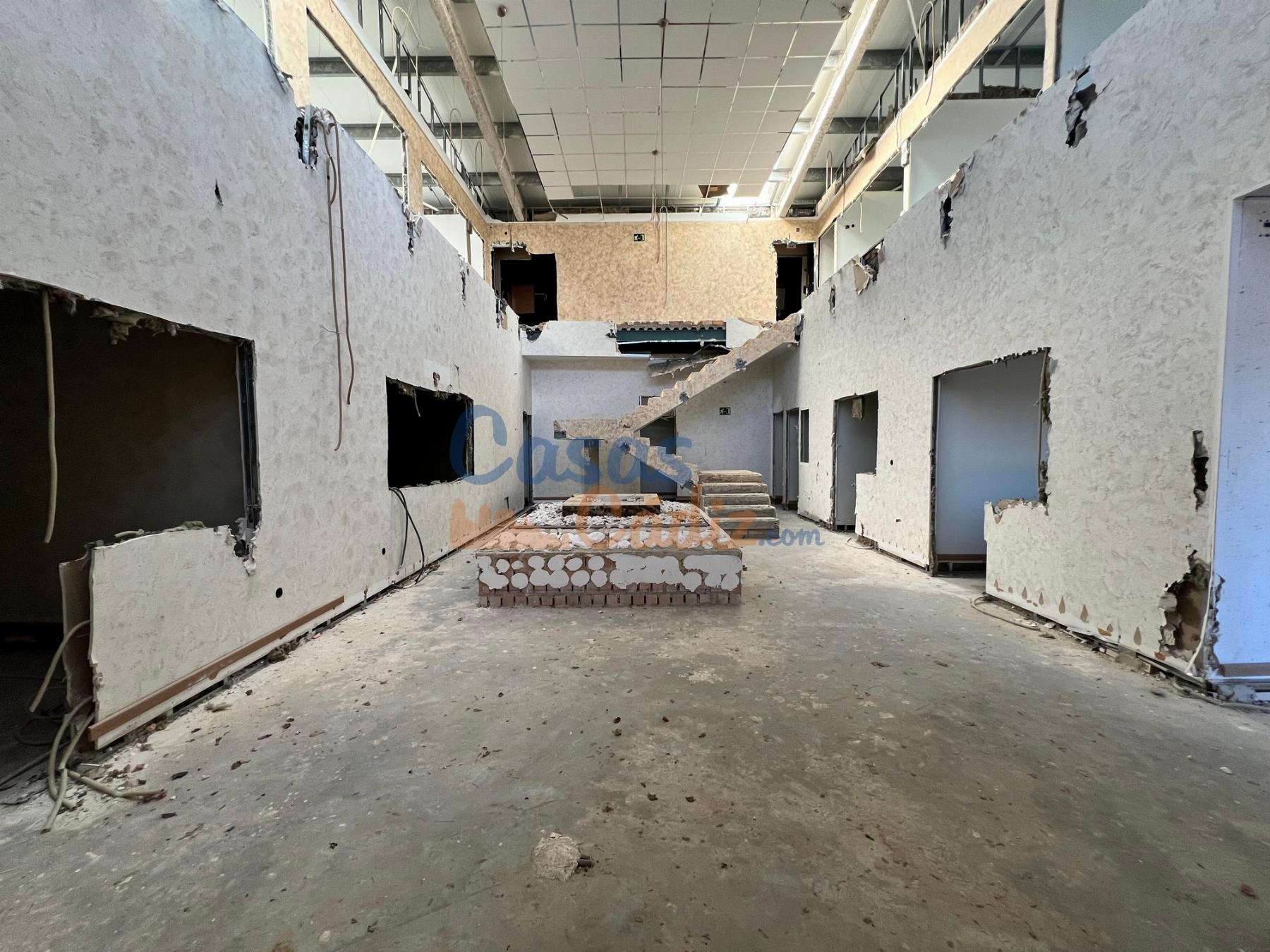 For sale of industrial plant/warehouse in El Puerto de Santa María