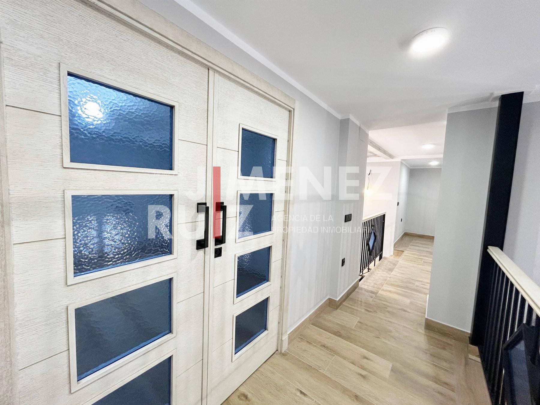 For sale of duplex in Cádiz