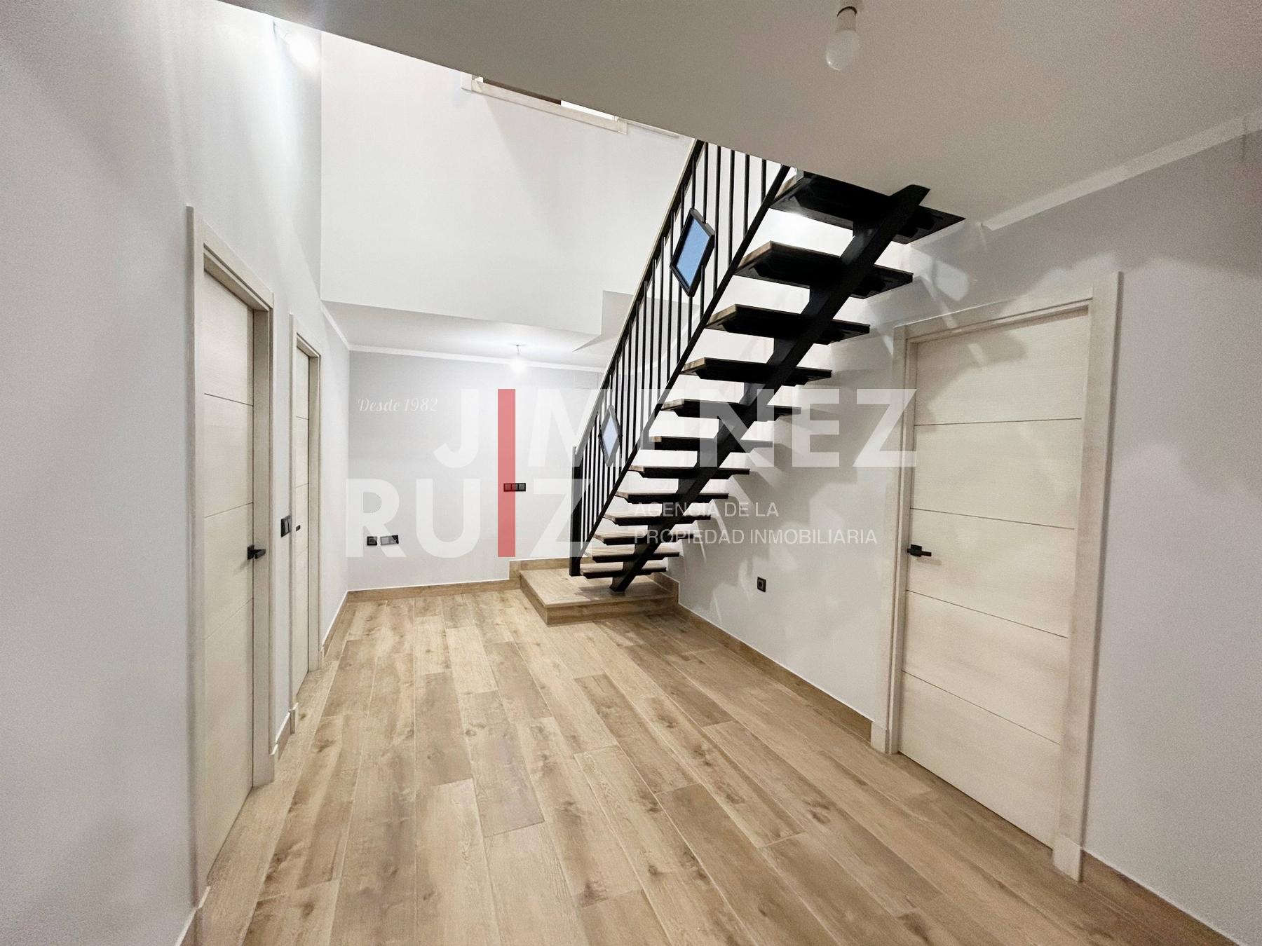 For sale of duplex in Cádiz