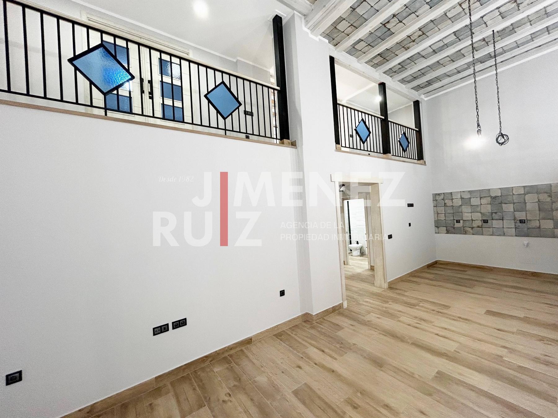 For sale of duplex in Cádiz