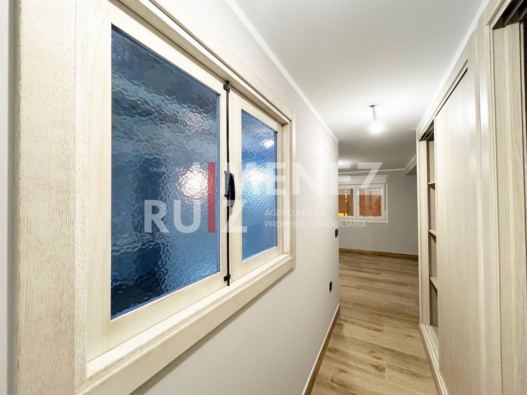 For sale of duplex in Cádiz
