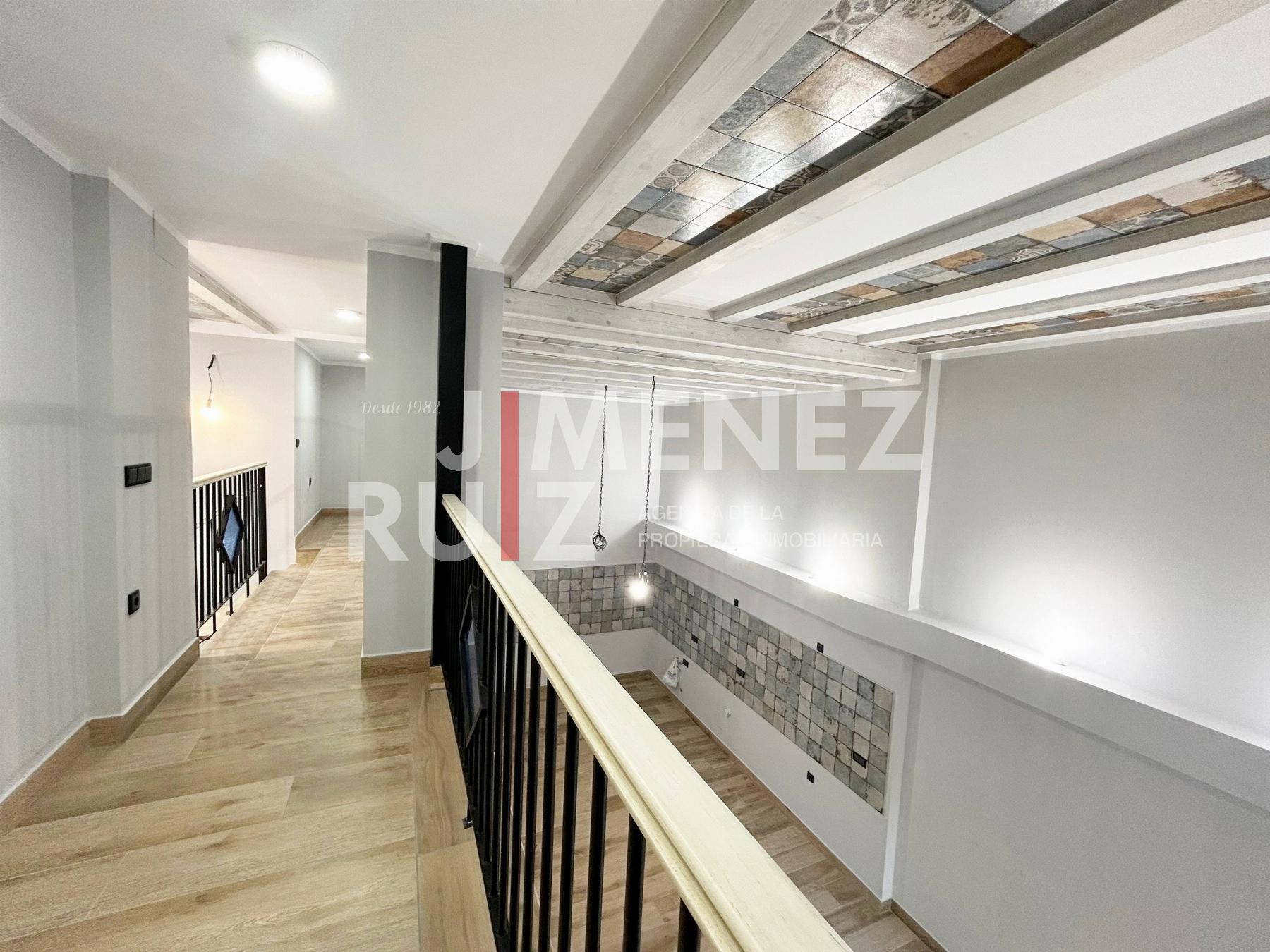 For sale of duplex in Cádiz