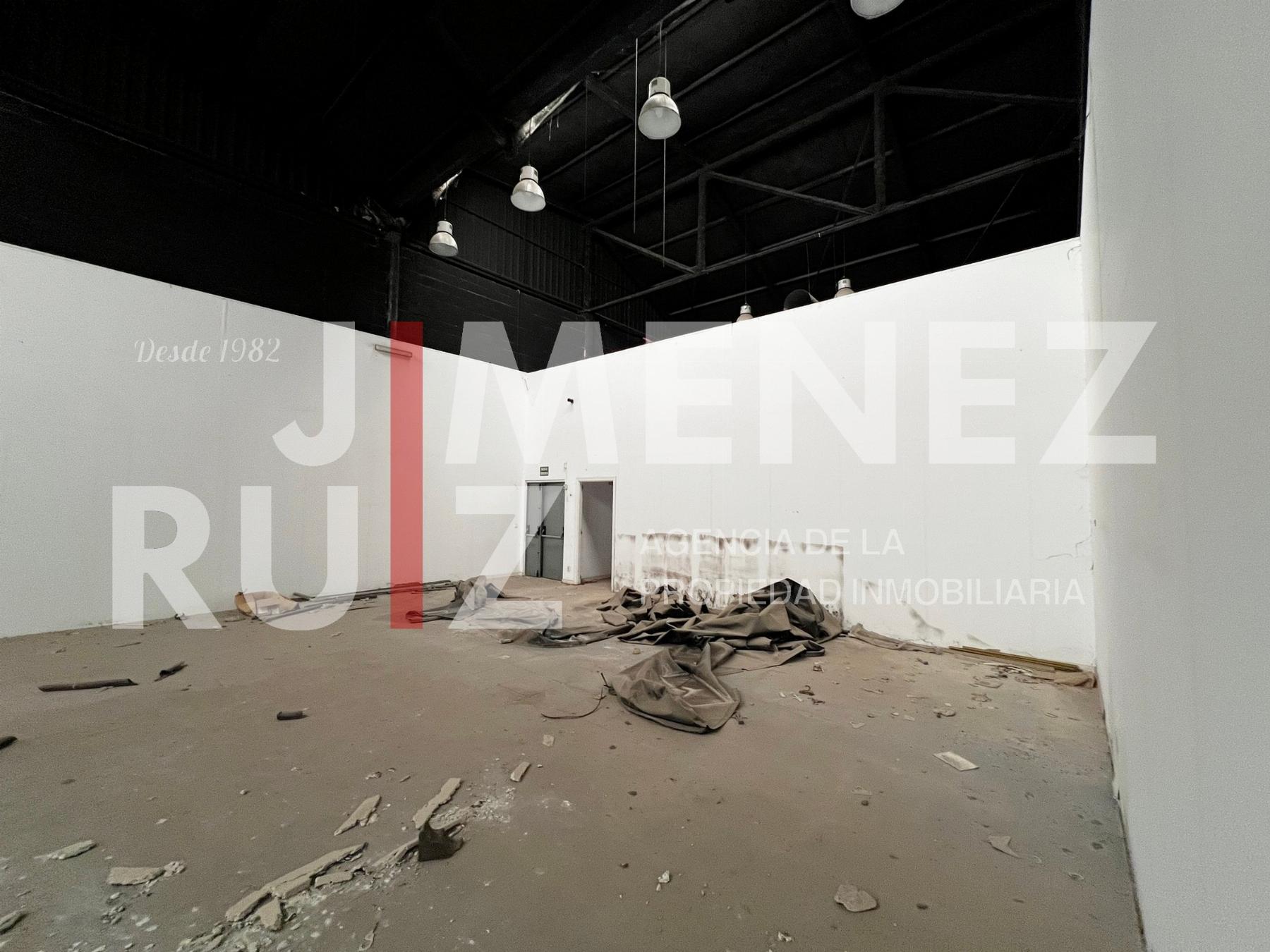 For rent of industrial plant/warehouse in El Puerto de Santa María
