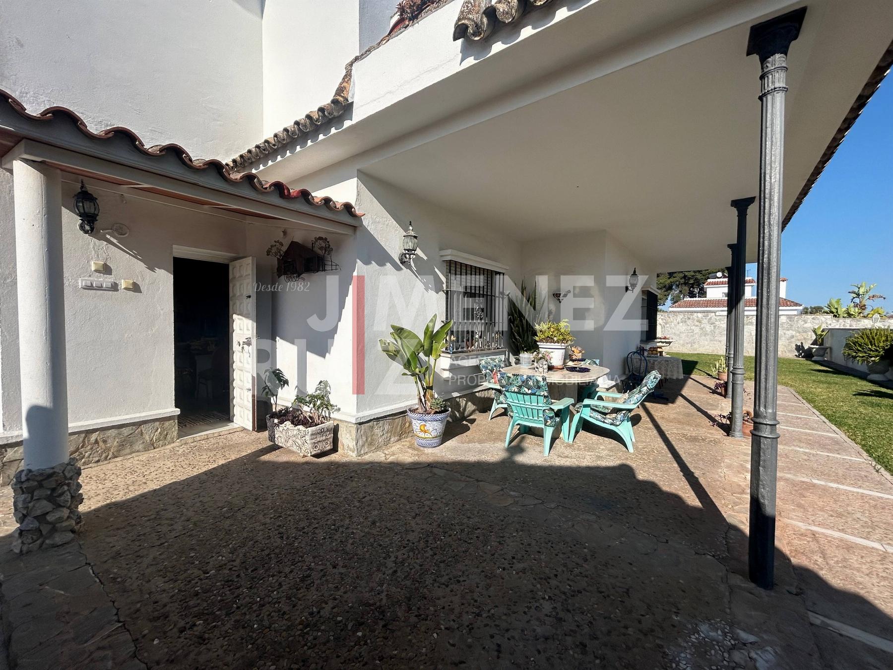 For sale of chalet in El Puerto de Santa María