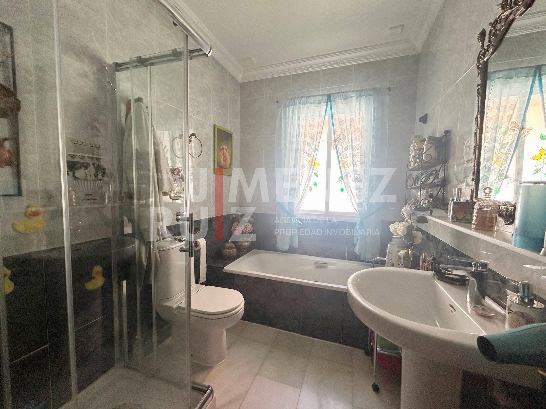 For sale of chalet in El Puerto de Santa María