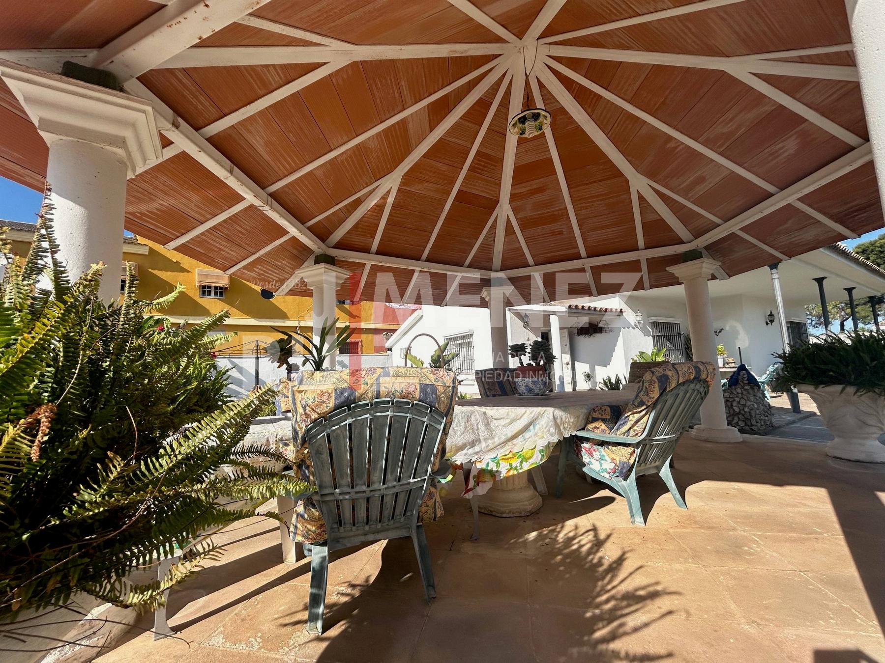 For sale of chalet in El Puerto de Santa María