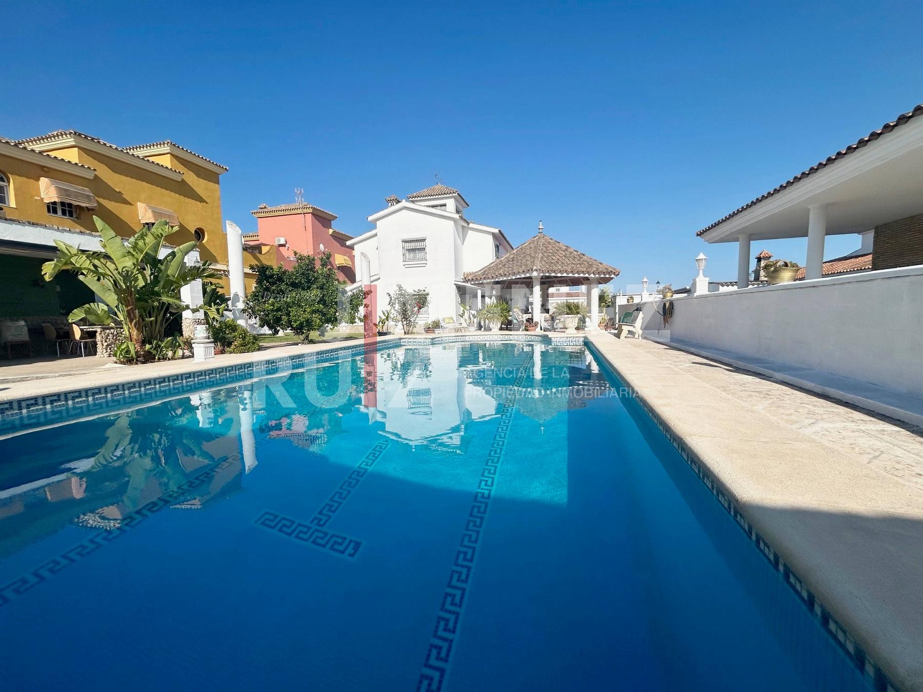 For sale of chalet in El Puerto de Santa María