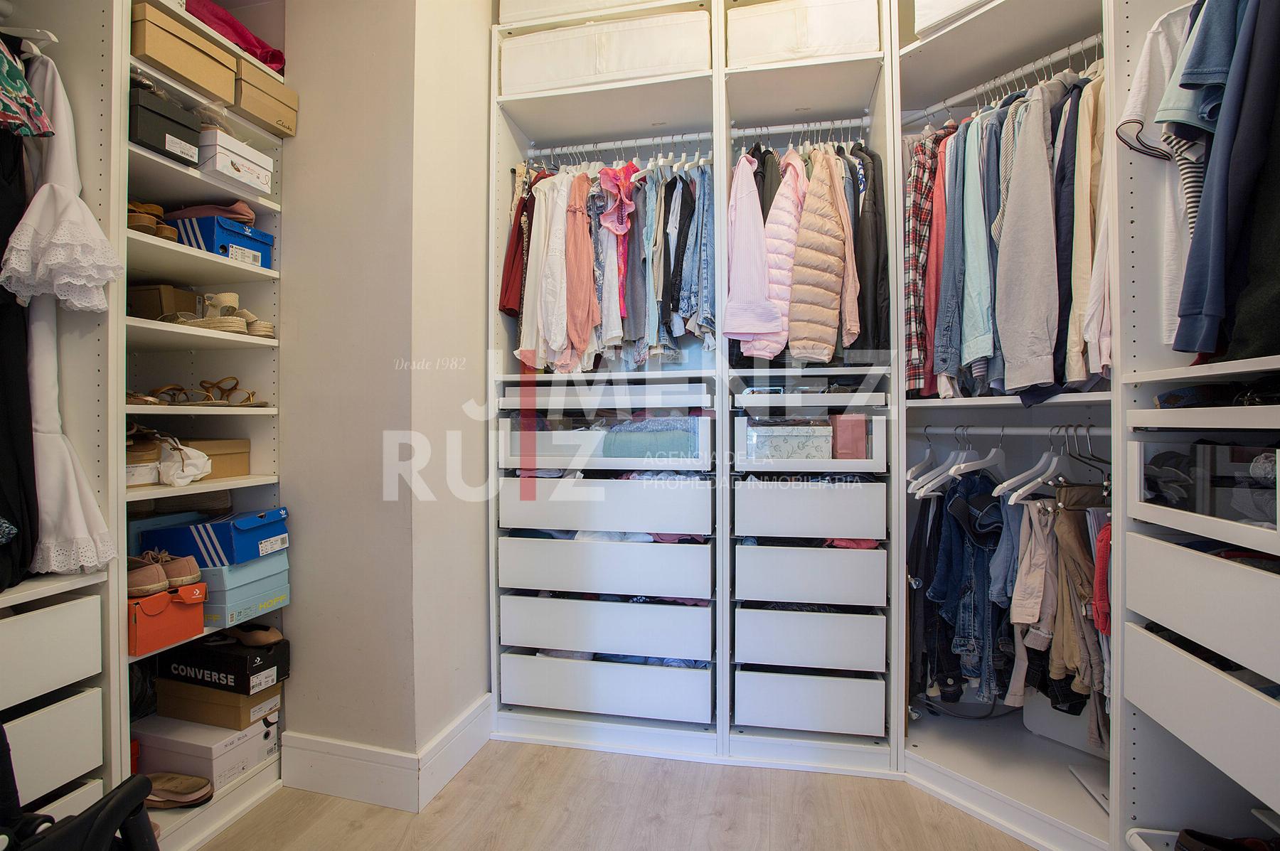 For sale of flat in Cádiz