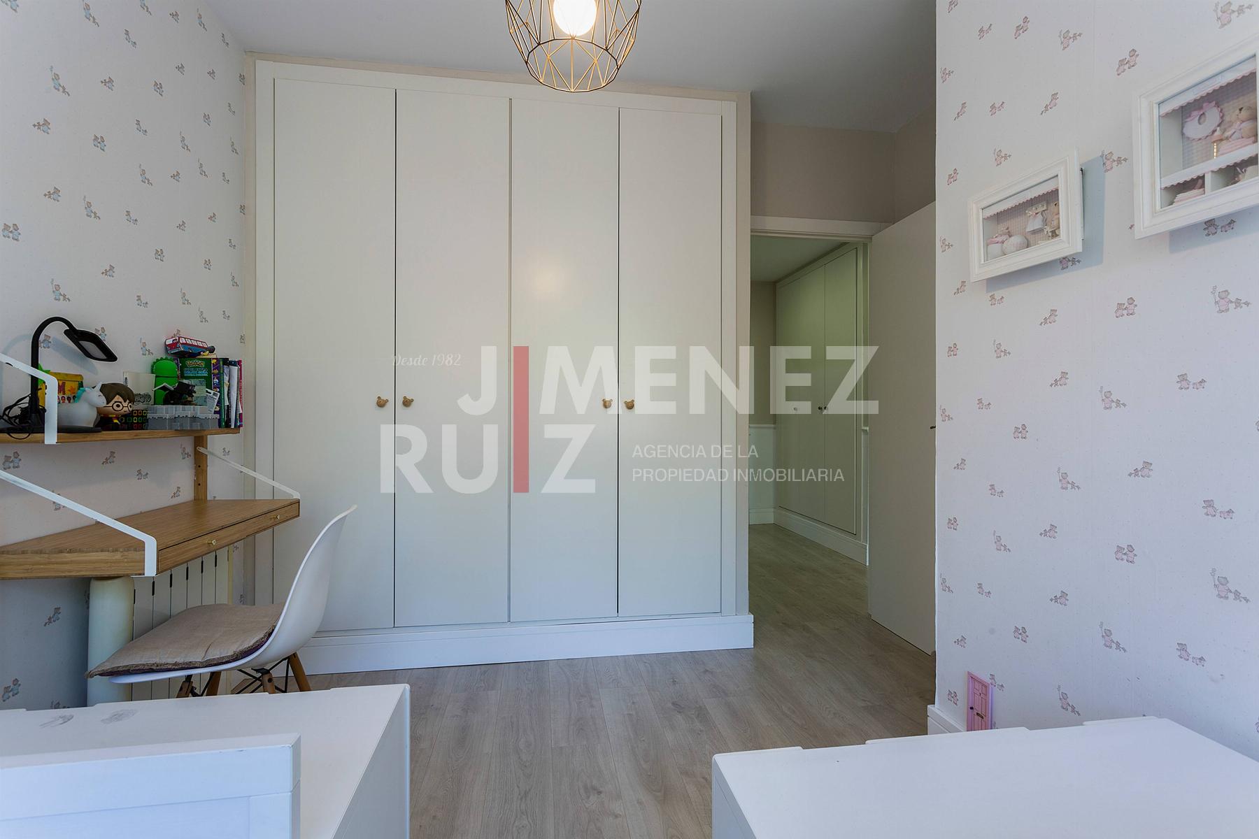 For sale of flat in Cádiz