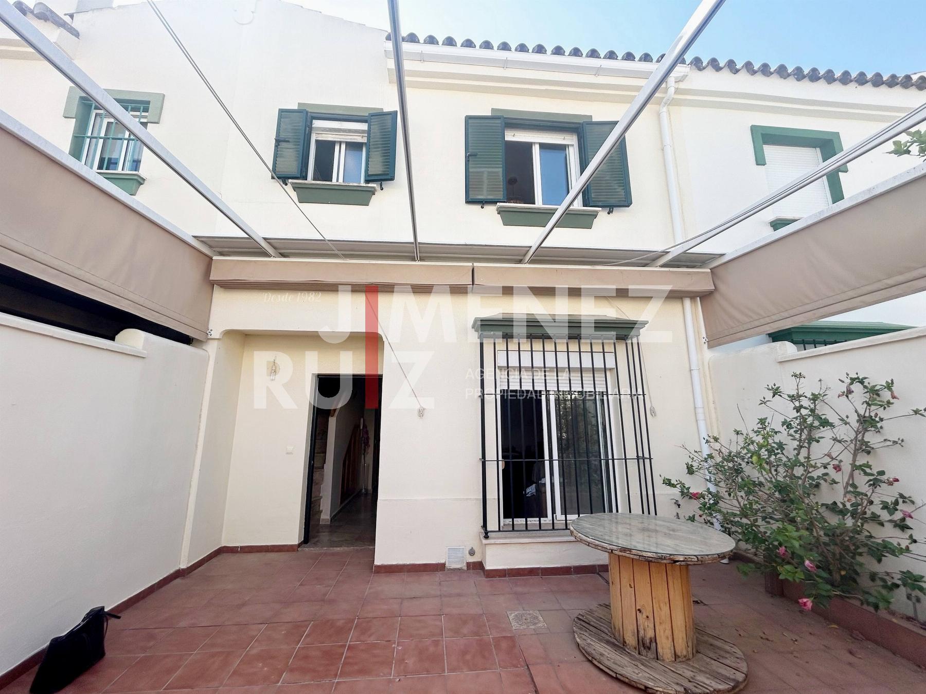 For sale of house in Jerez de la Frontera