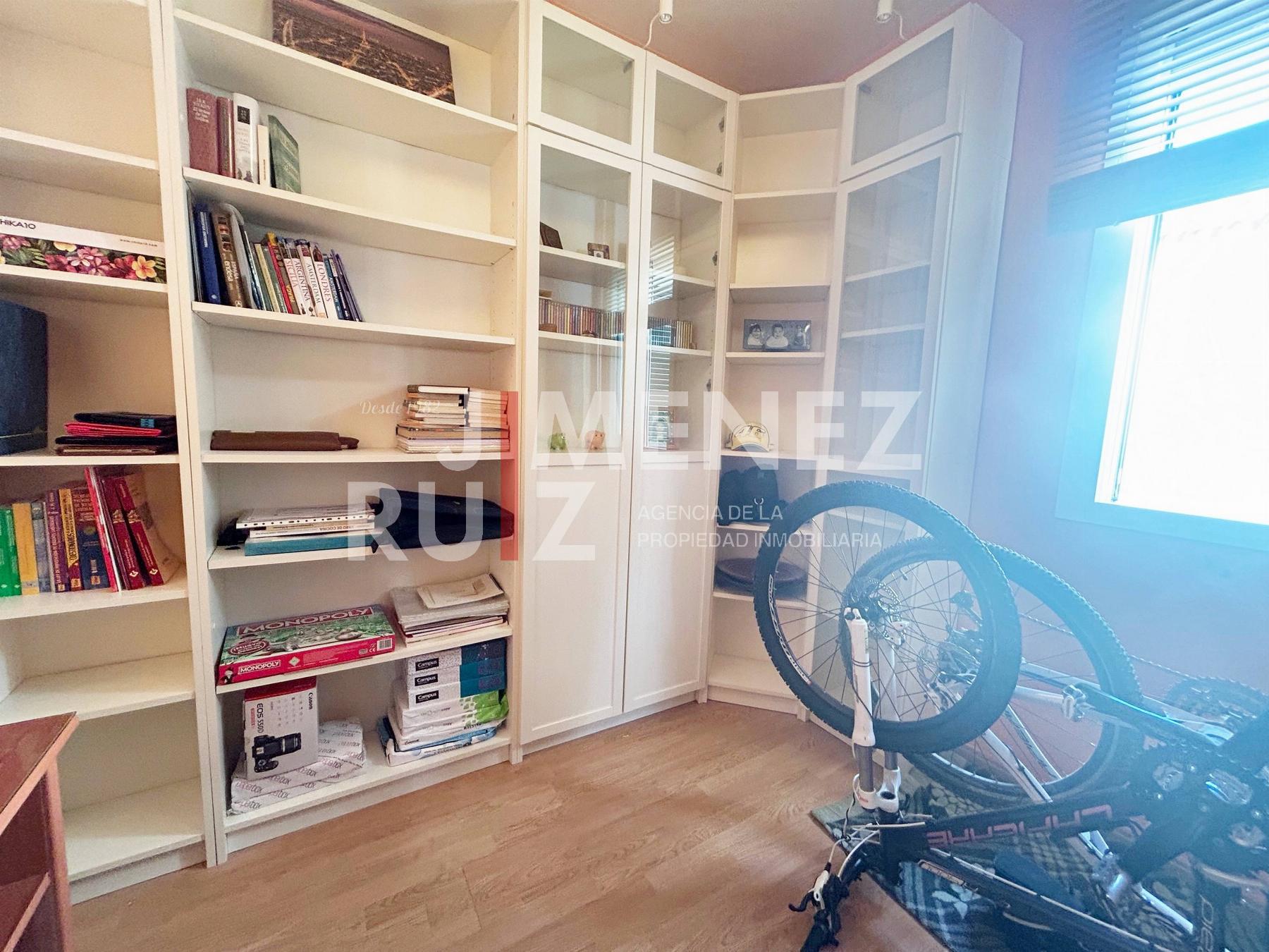 For sale of house in Jerez de la Frontera