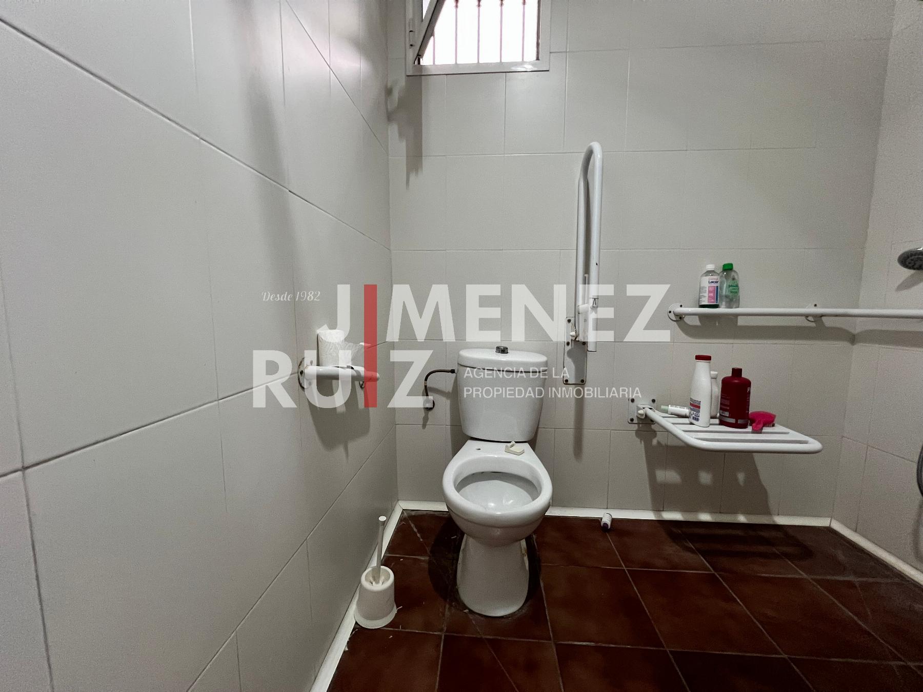 For sale of industrial plant/warehouse in El Puerto de Santa María