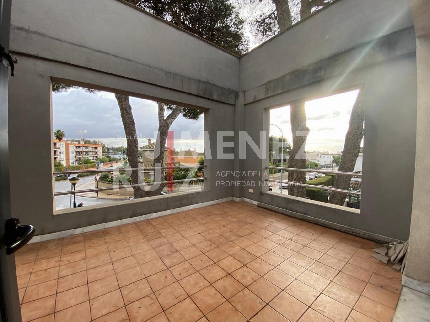 For rent of office in El Puerto de Santa María