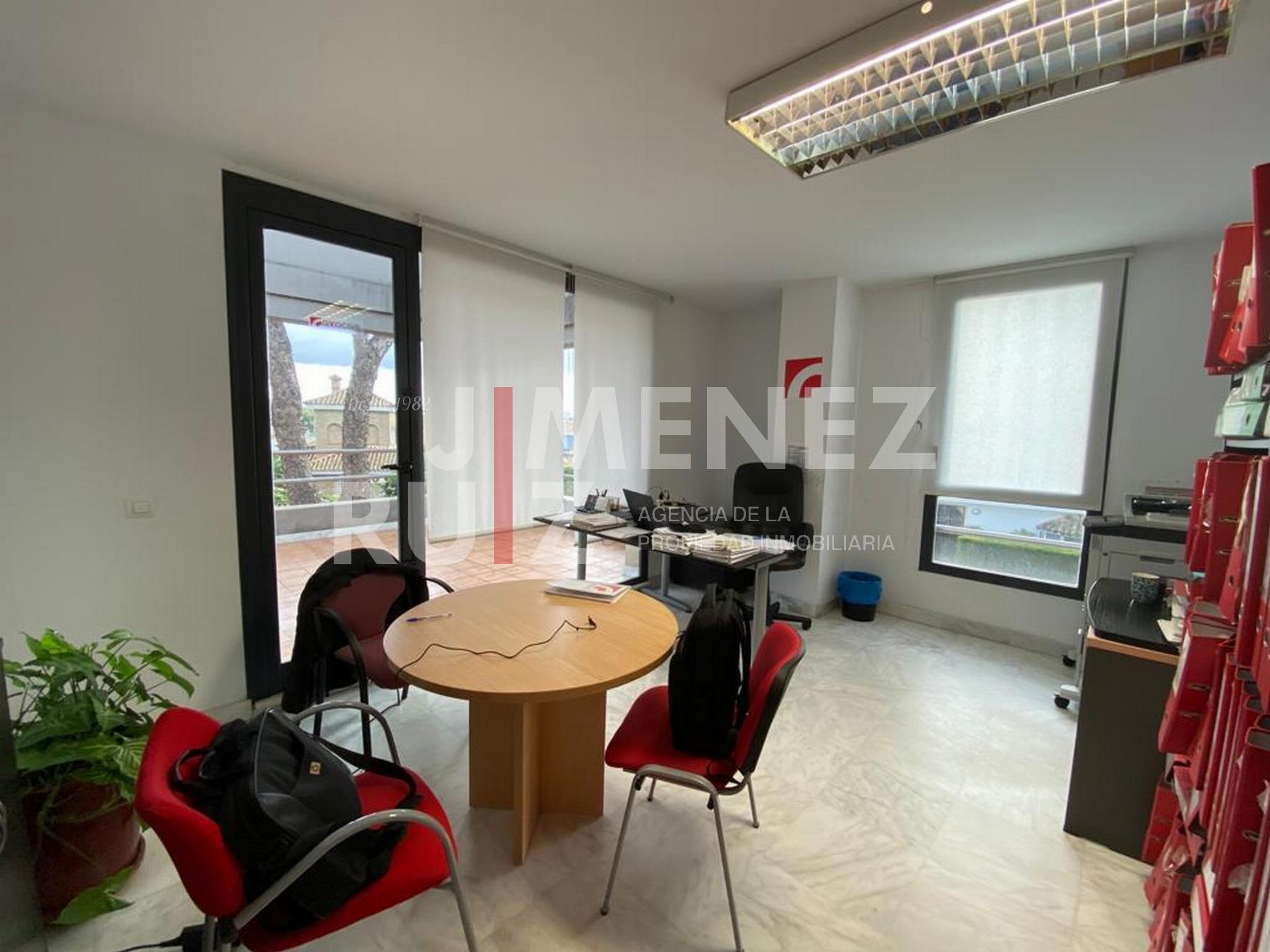 For rent of office in El Puerto de Santa María