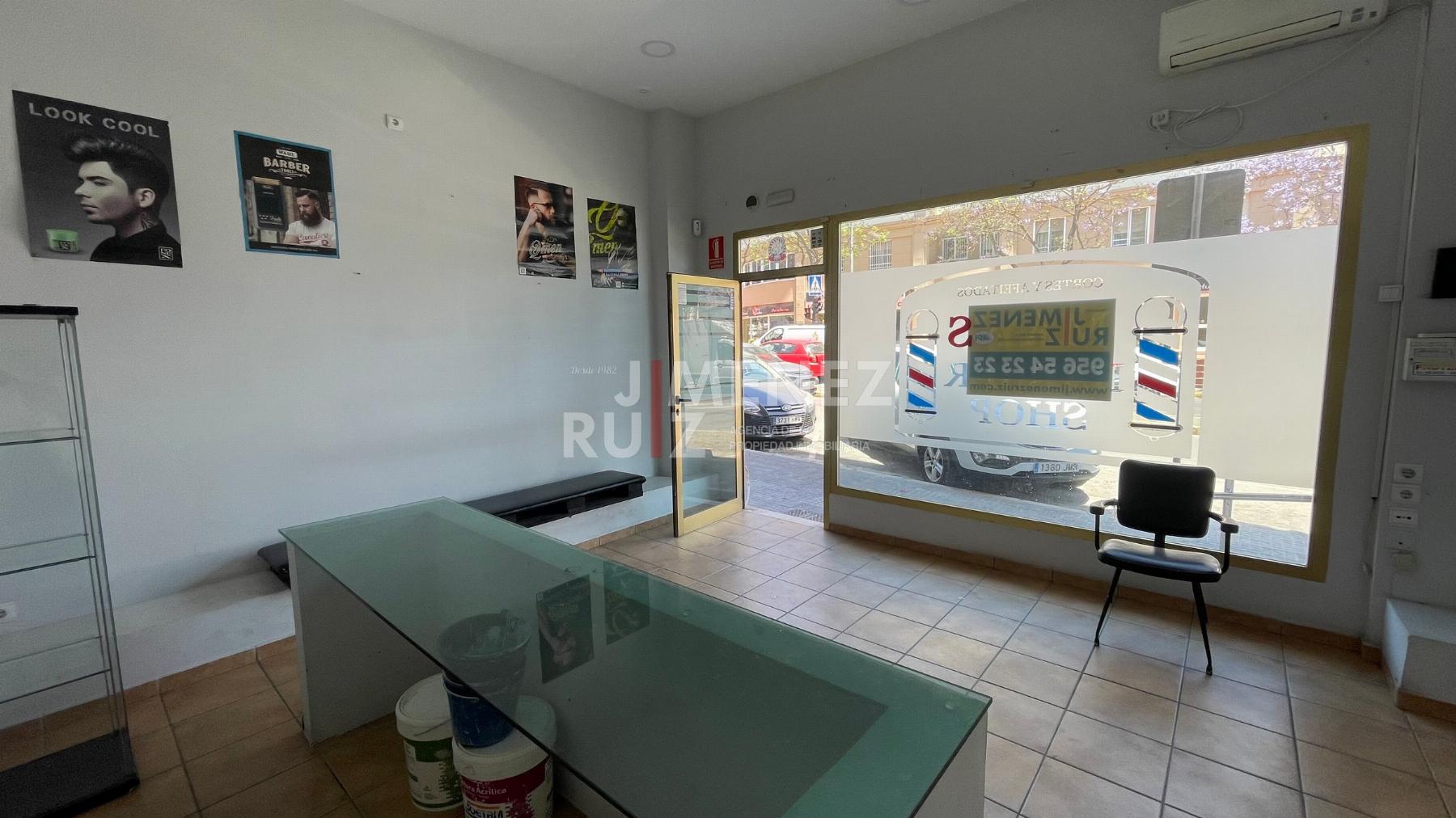 For rent of commercial in El Puerto de Santa María