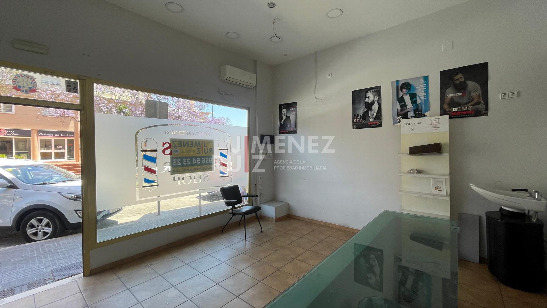 For rent of commercial in El Puerto de Santa María