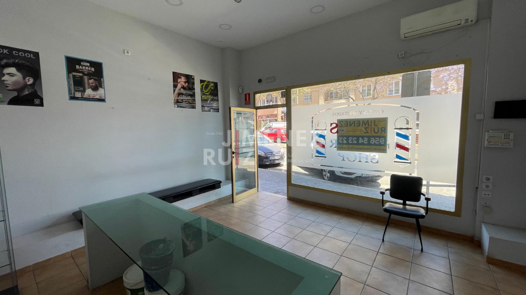 For rent of commercial in El Puerto de Santa María