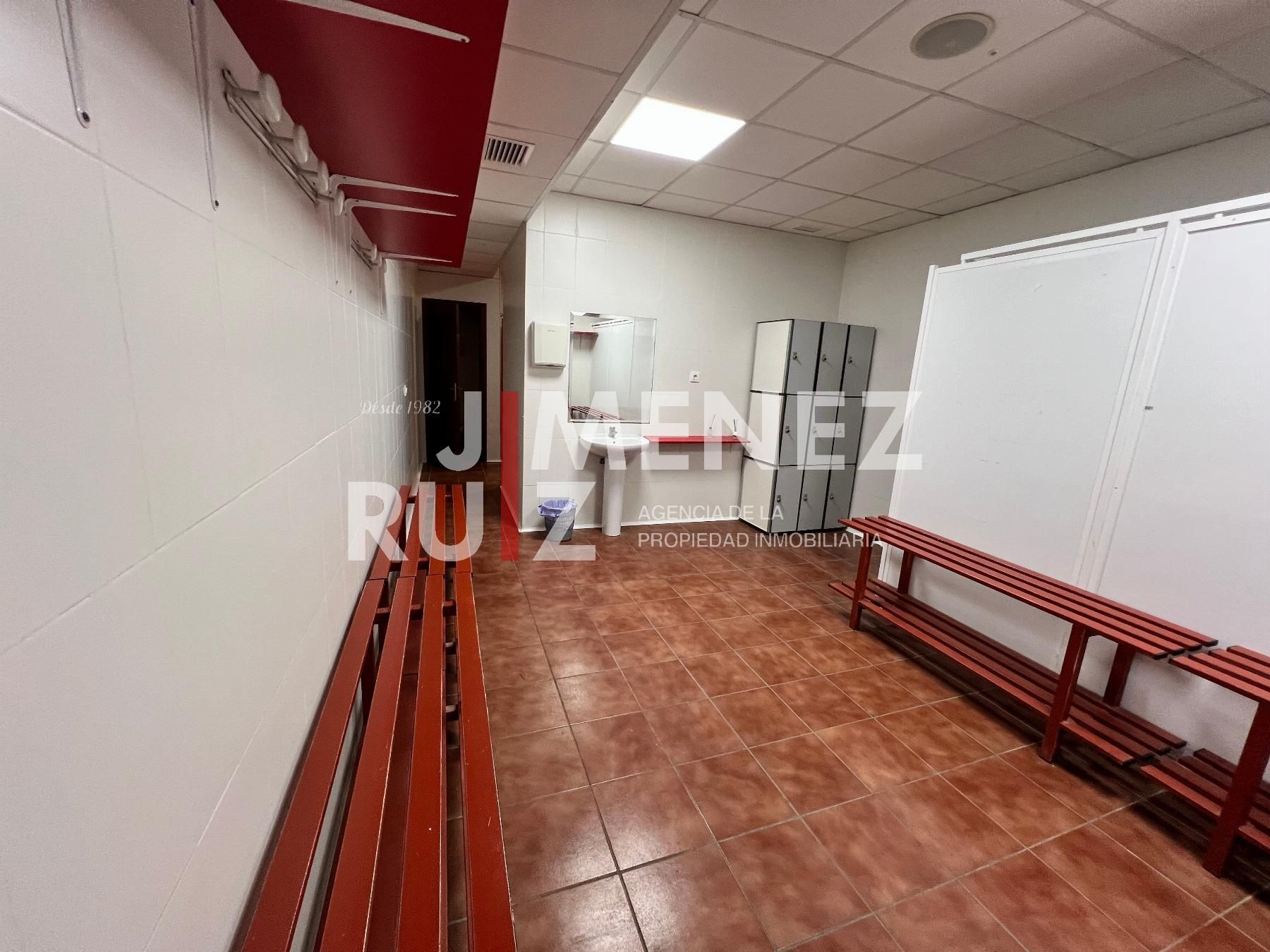 Venta de nave en El Puerto de Santa Maria