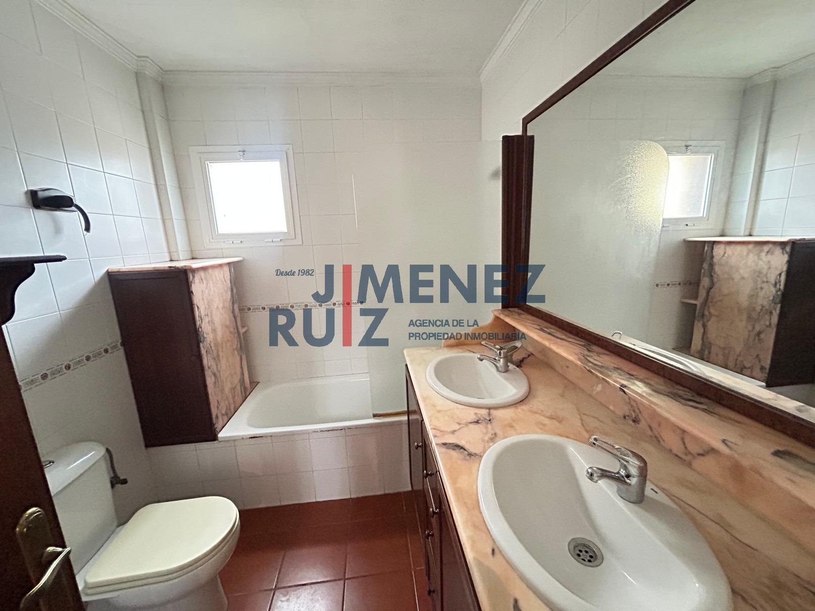 Venta de casa en Chiclana de la Frontera