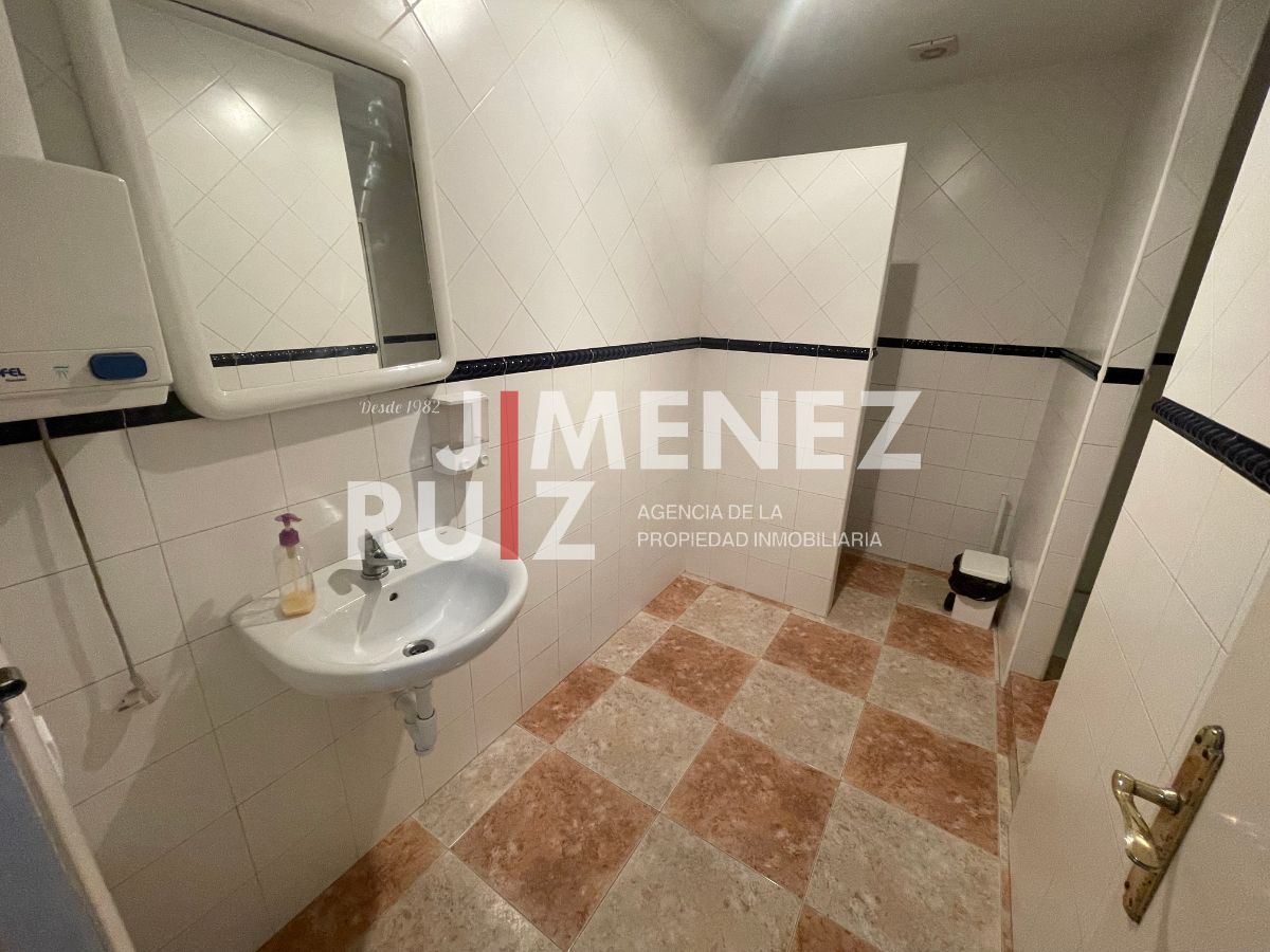 Venta de nave en El Puerto de Santa Maria