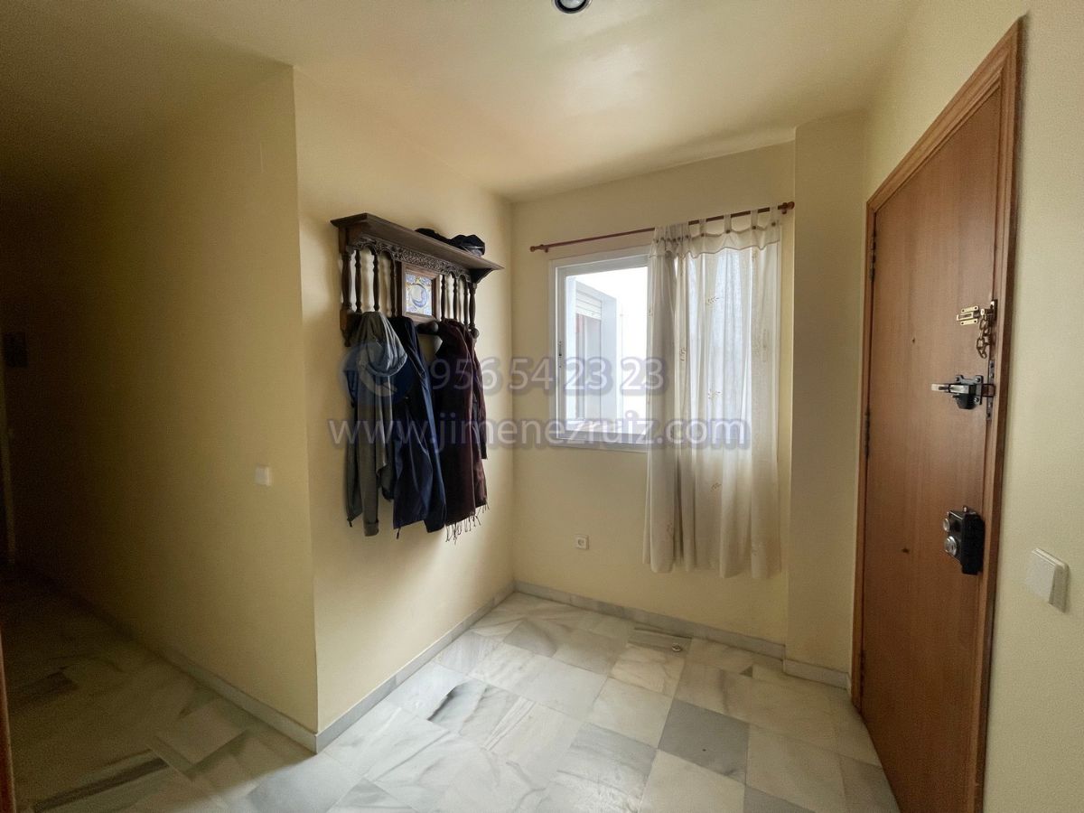 For sale of flat in El Puerto de Santa María