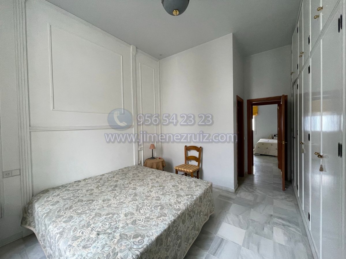 For sale of flat in El Puerto de Santa María