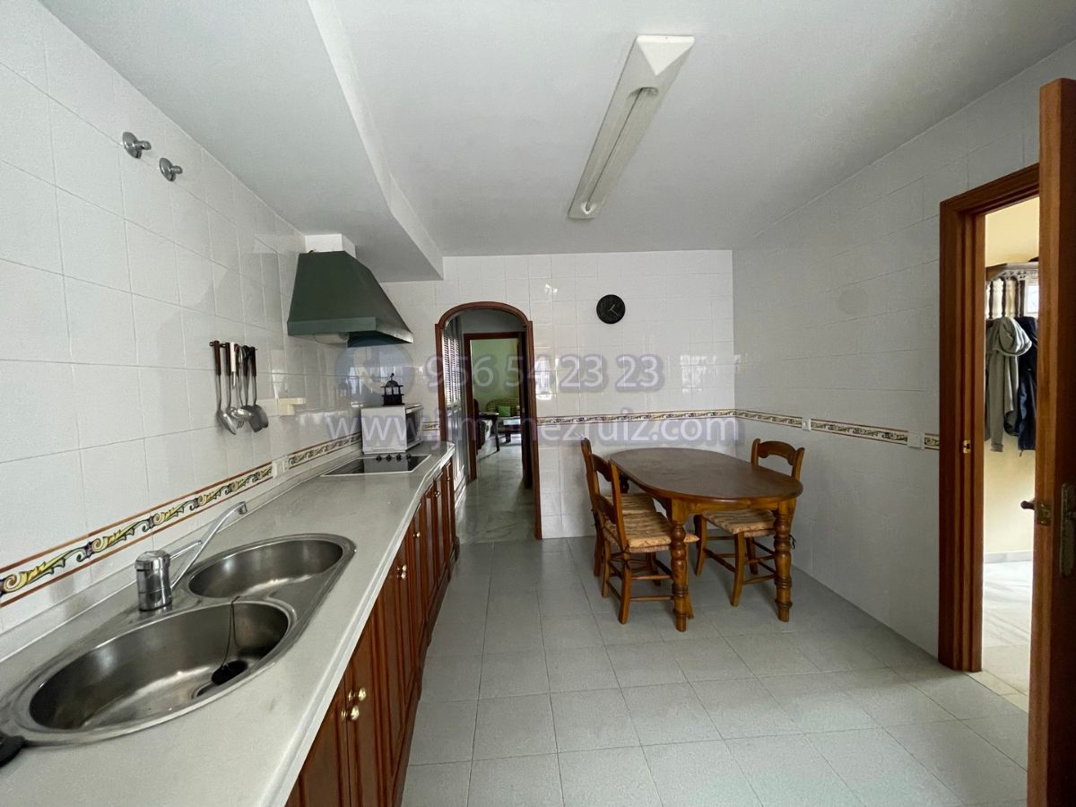 For sale of flat in El Puerto de Santa María