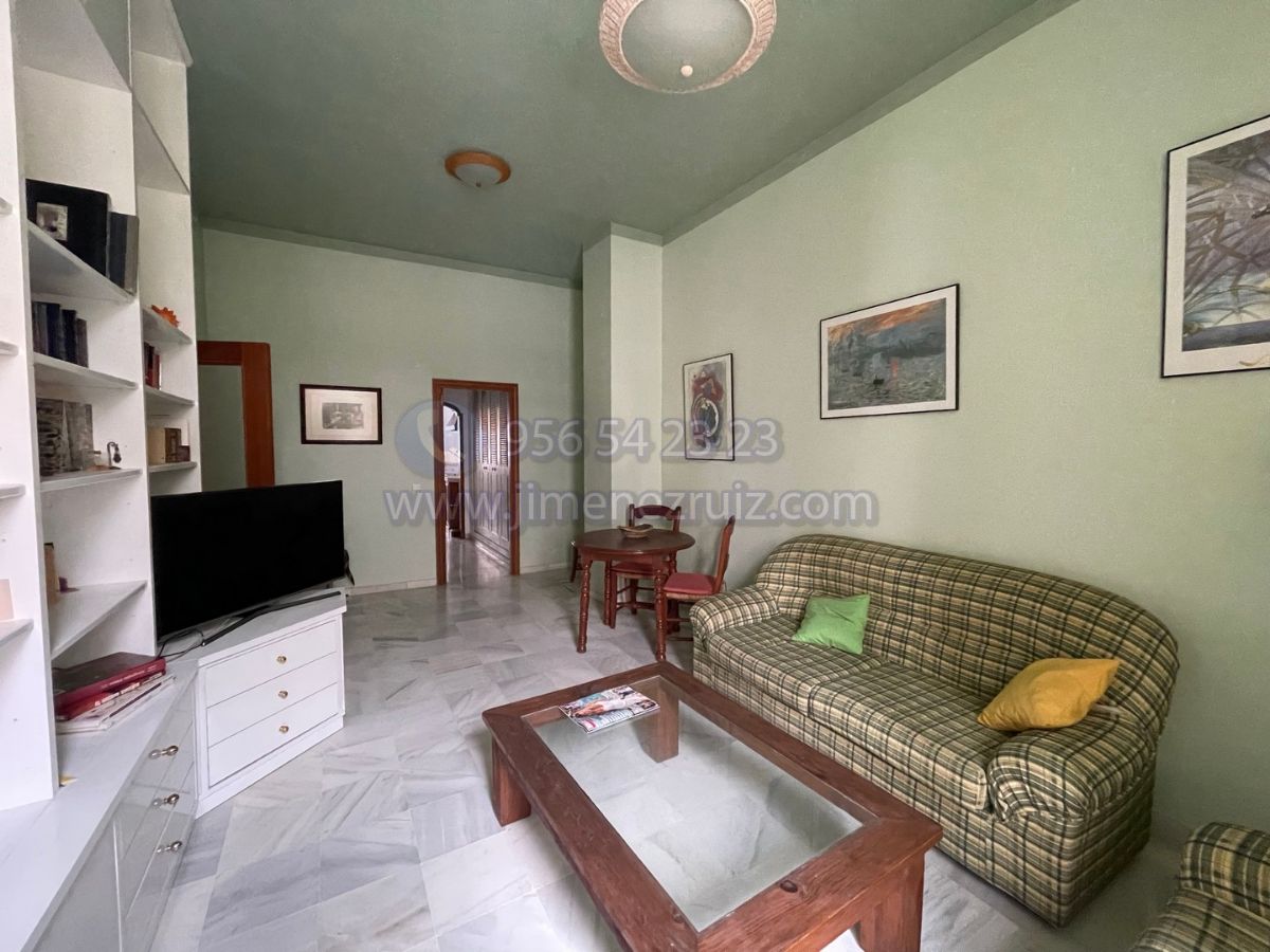 For sale of flat in El Puerto de Santa María