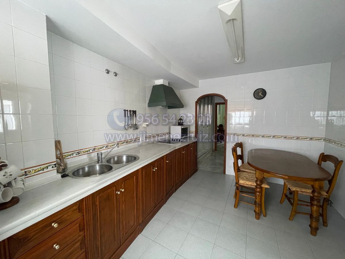 For sale of flat in El Puerto de Santa María