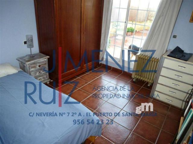 For sale of flat in El Puerto de Santa María