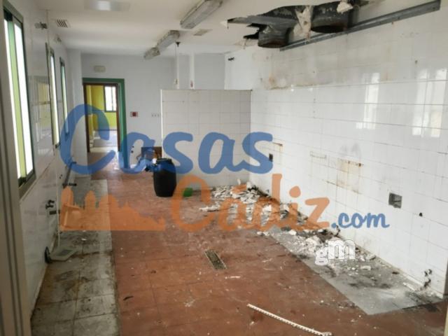 For sale of commercial in Rota