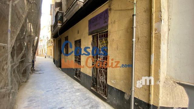 Venta de local comercial en Cádiz