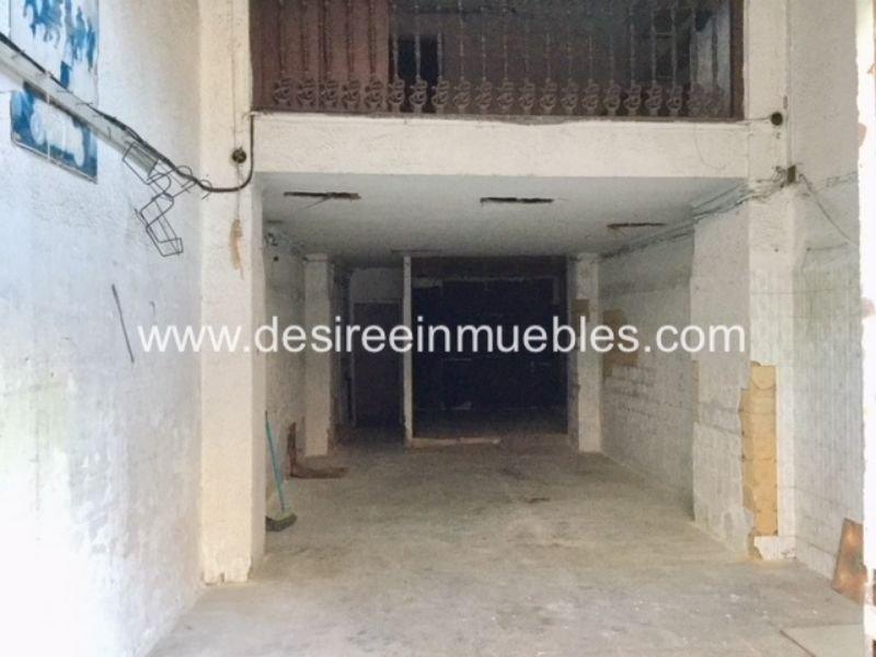 Venda de local comercial em Valencia