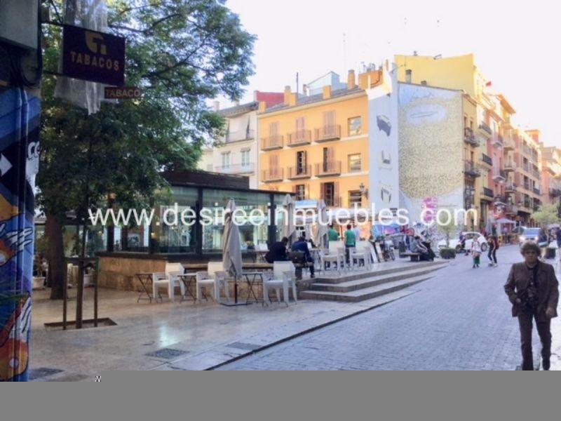 Venda de local comercial em Valencia