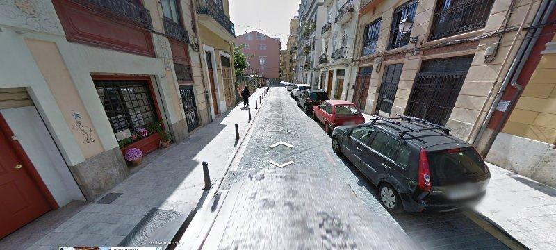 For sale of commercial in Valencia