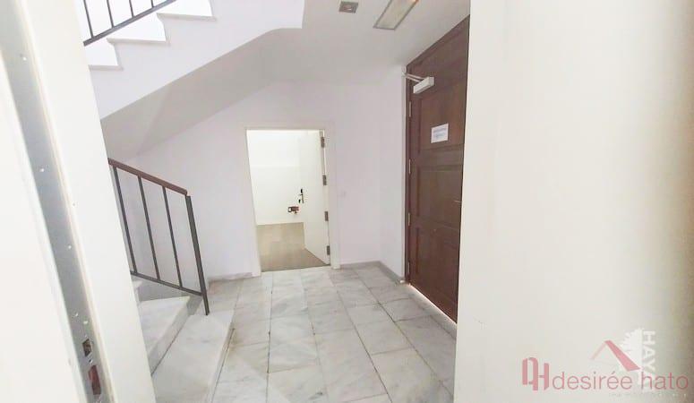 For sale of commercial in Valencia