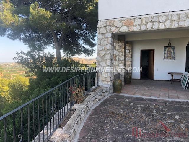 Venta de chalet en Chiva