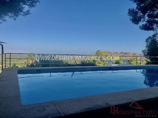 Venta de chalet en Chiva