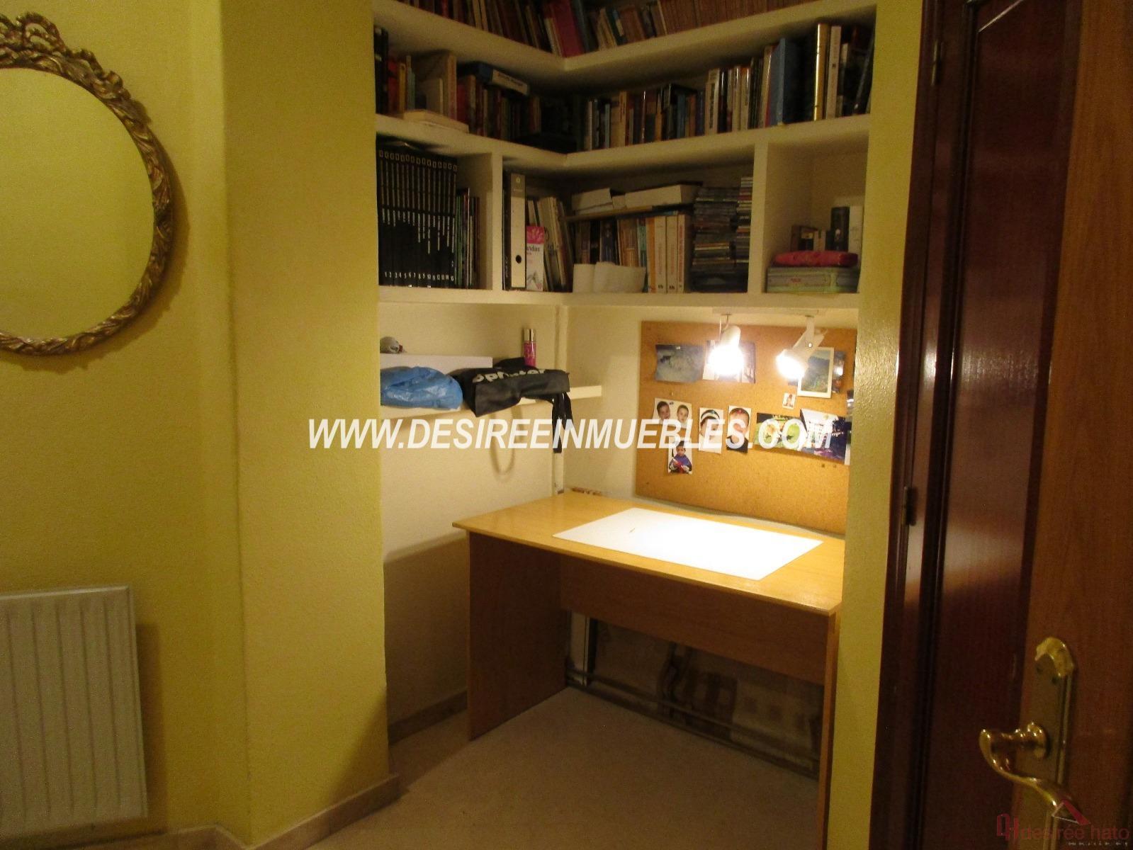 For sale of flat in Valencia
