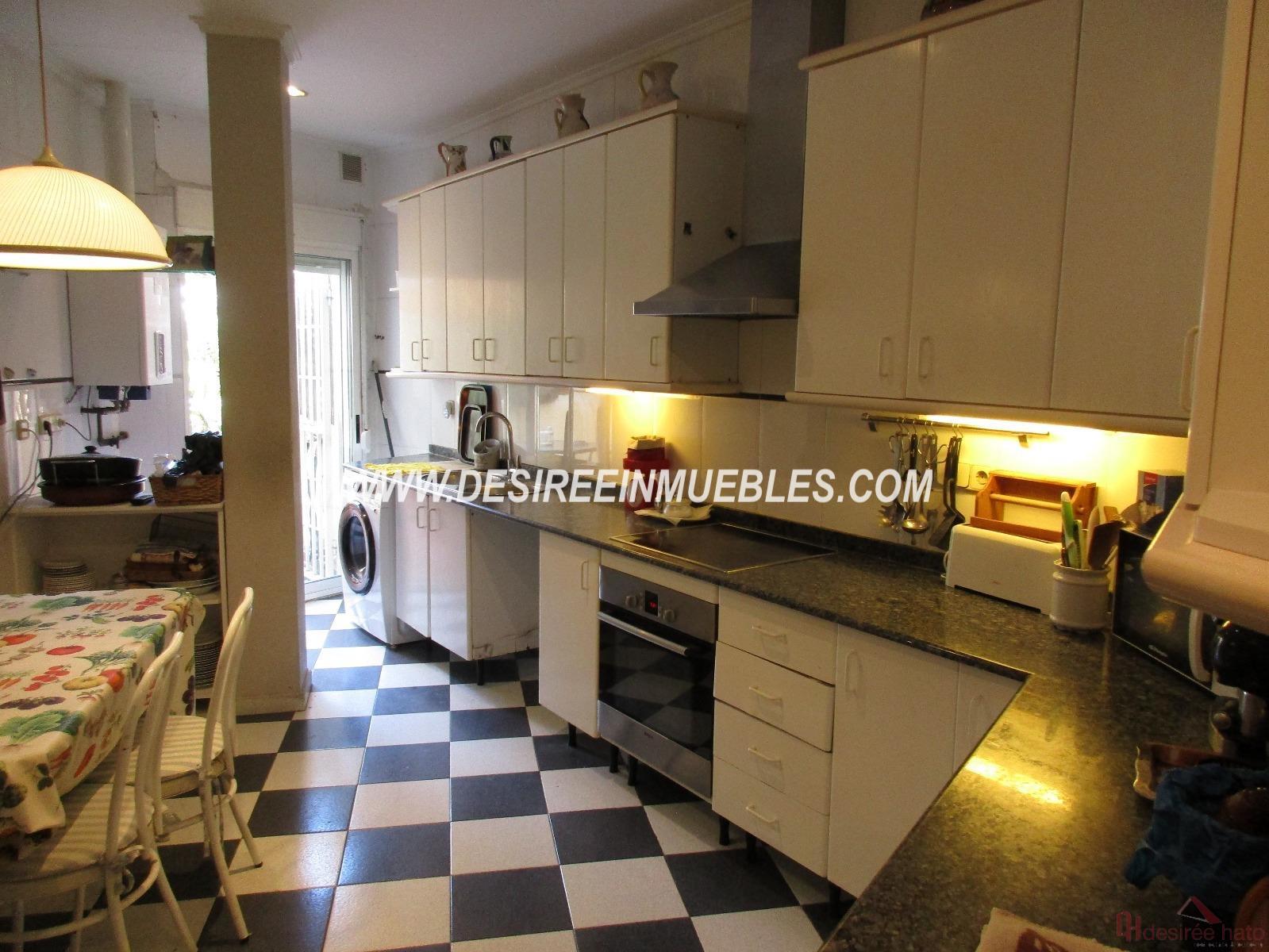 For sale of flat in Valencia