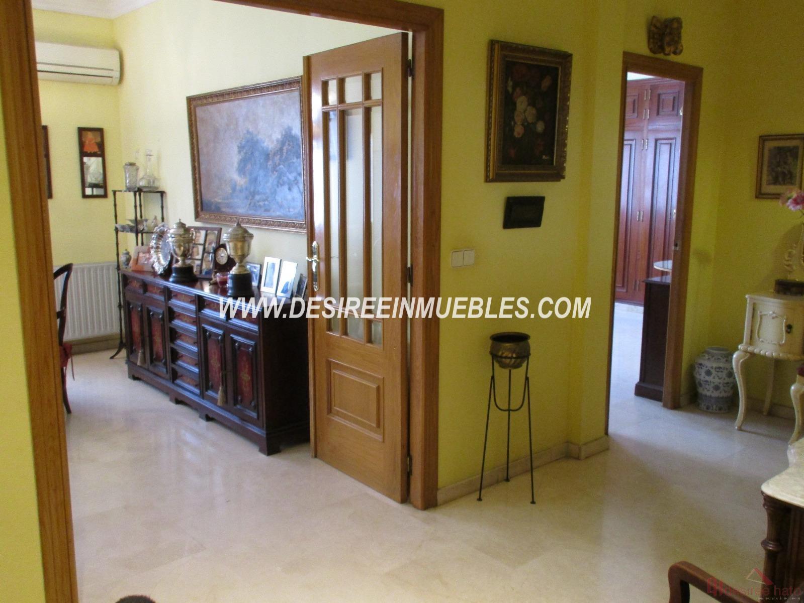 For sale of flat in Valencia