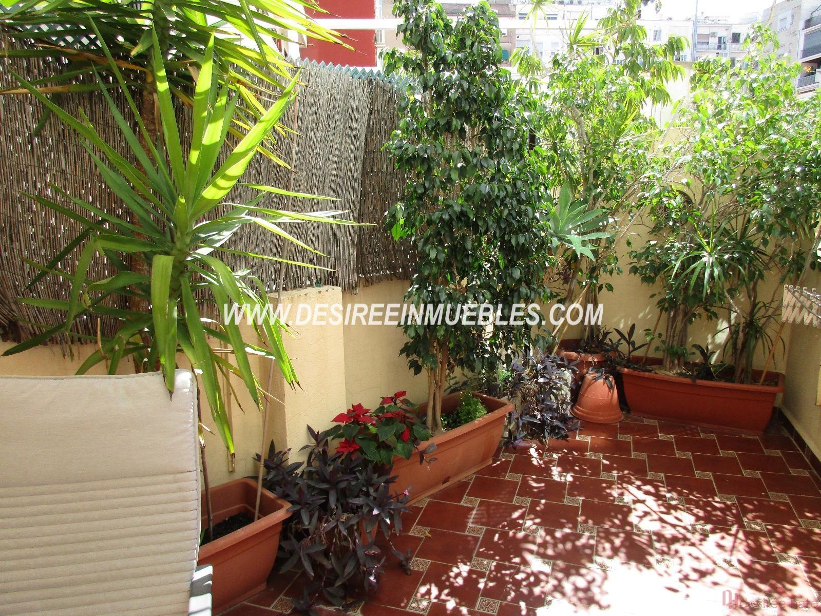 For sale of flat in Valencia