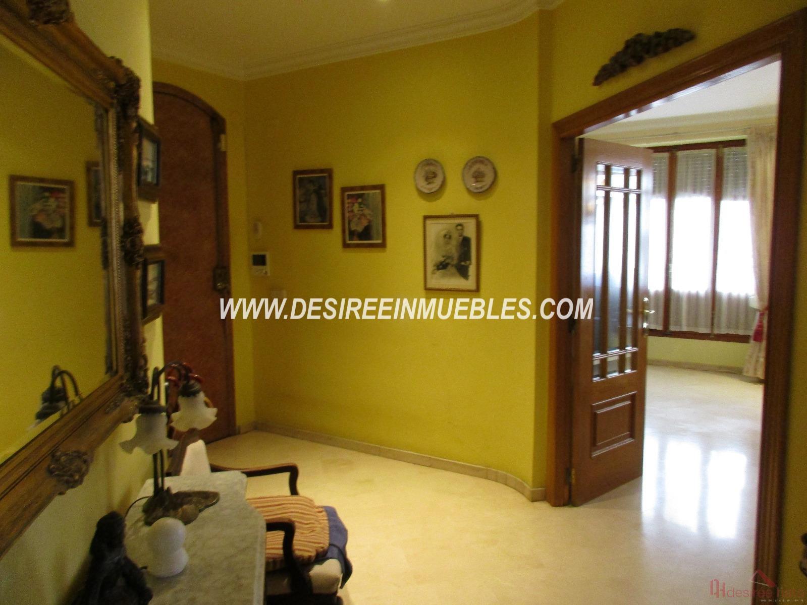 For sale of flat in Valencia