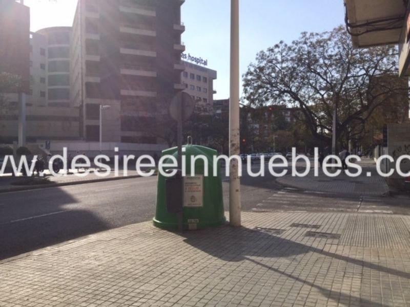 For rent of commercial in Valencia