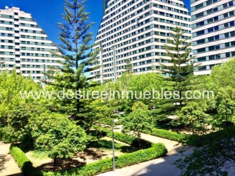 For rent of office in Valencia